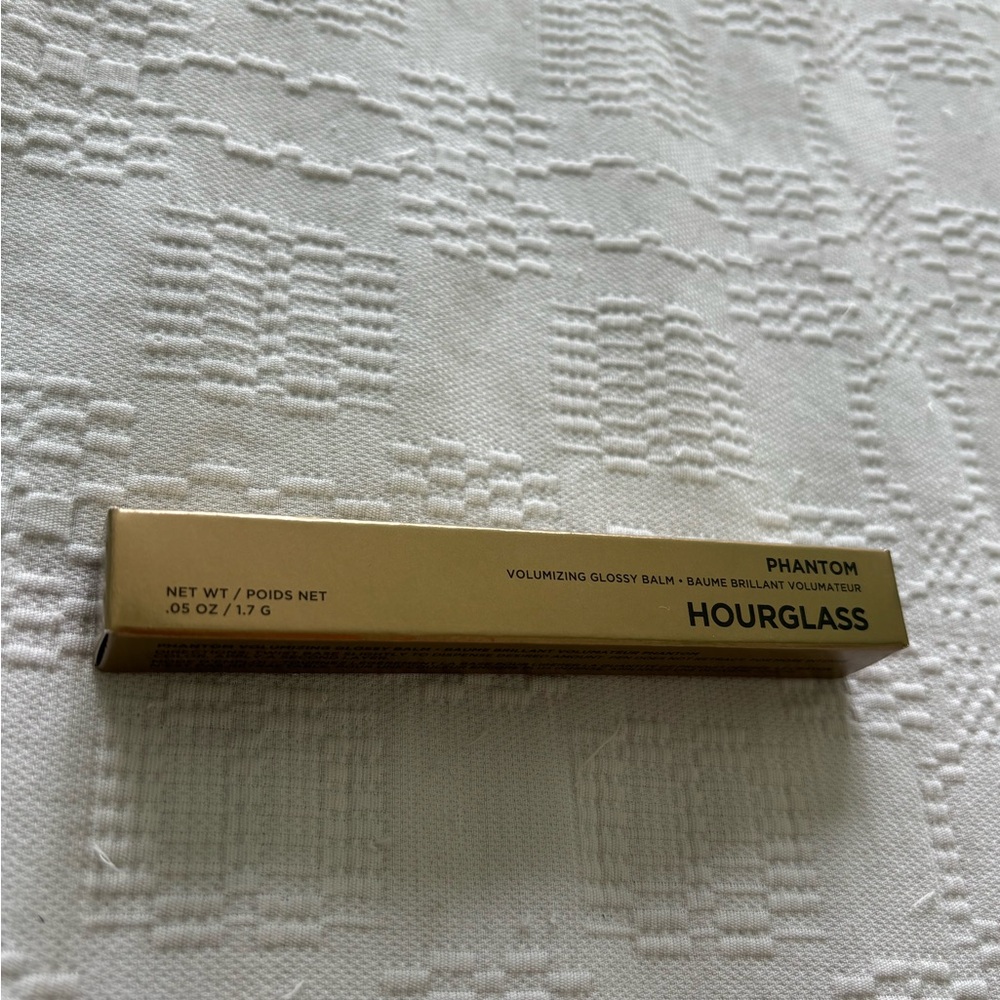 Hourglass Phantom Volumizing Glossy Balm